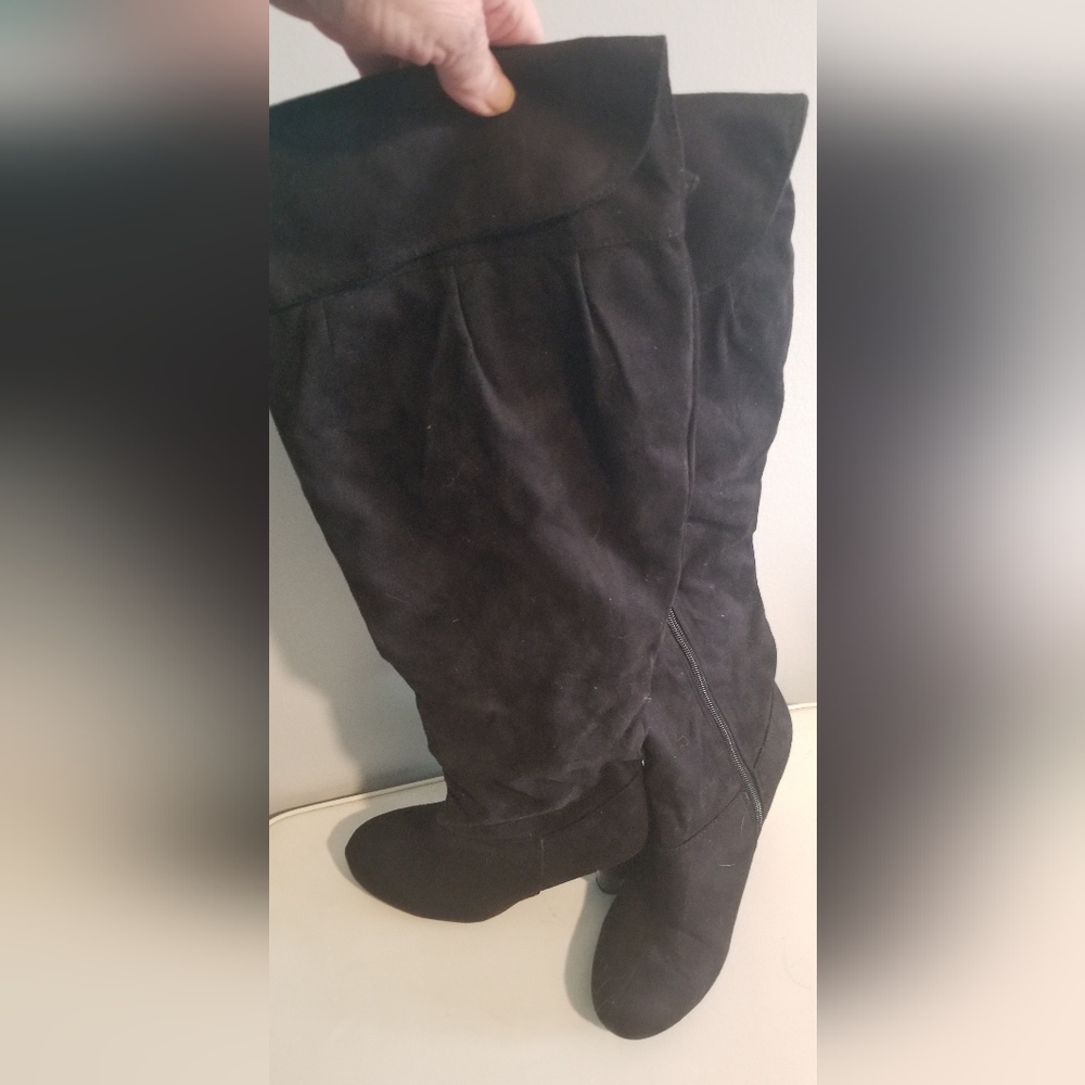 Women's Black Suede Knee-High Boots